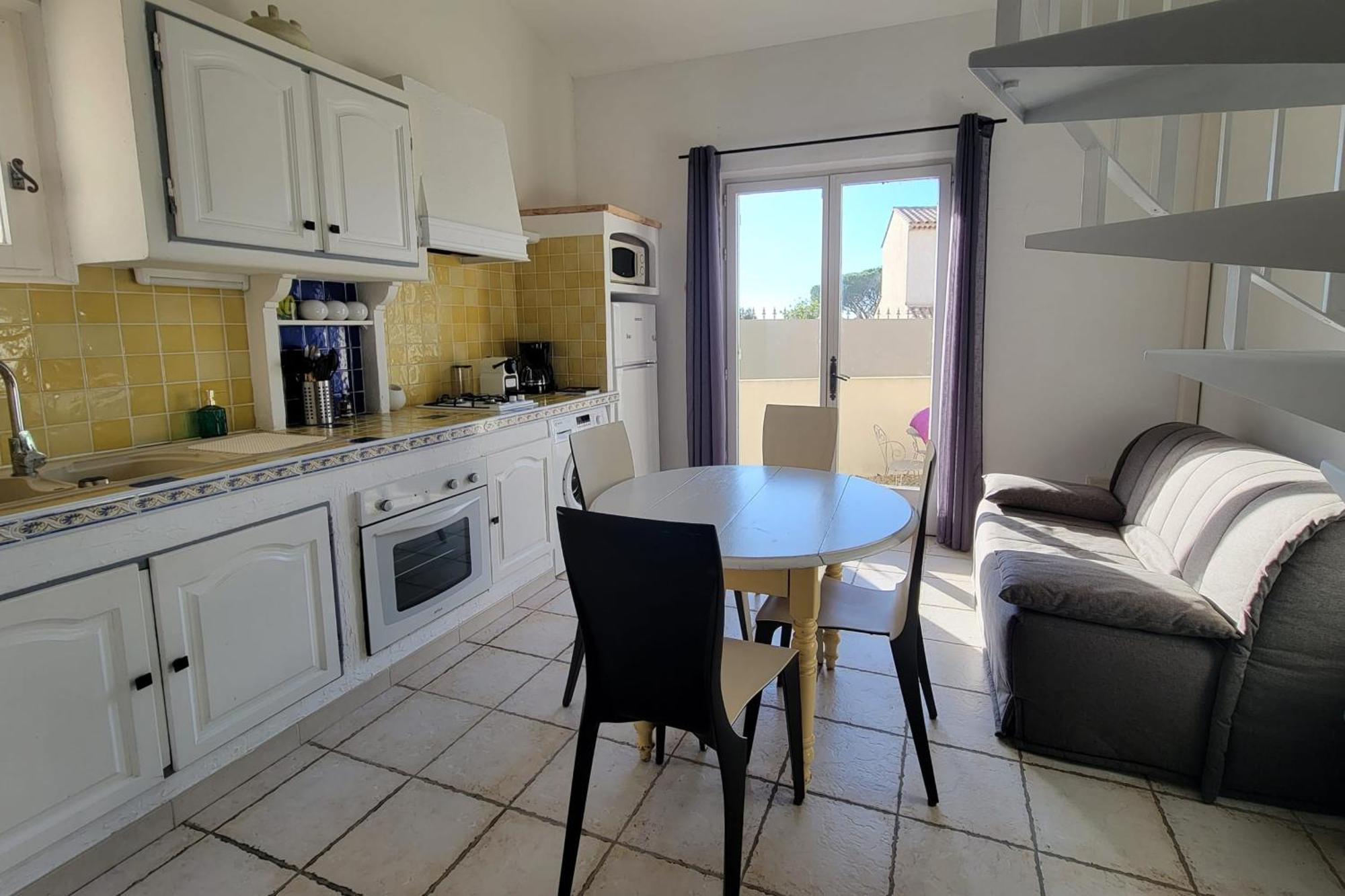 Appartement In Quiet With Pool Fréjus